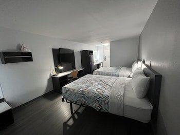 Studio 6 Altoona, IA - Des Moines East