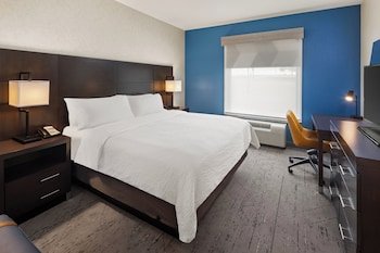 Holiday Inn Express Moline - Quad Cities