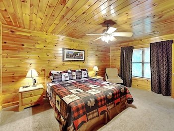 Apple Bear Lodge