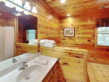 Apple Bear Lodge