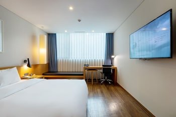 Mate Hotel