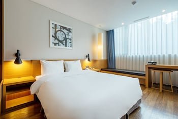 Mate Hotel