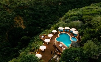Escarpment Luxury Lodge