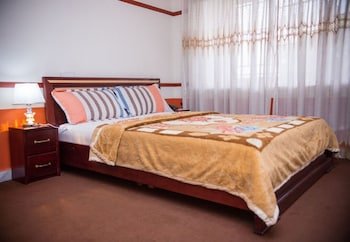 Wadoma Royale Hotel