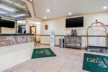 Quality Inn & Suites Lacey I-5