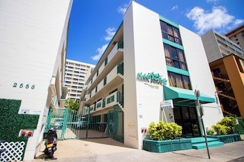 Waikiki Beachside Hostel