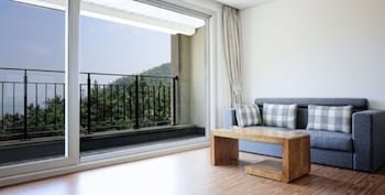 Lapis Hotel