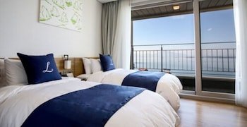 Lapis Hotel