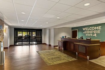 Hampton Inn & Suites Poughkeepsie