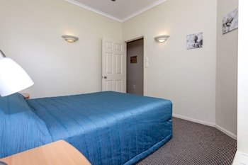 Tuscany On Thames Motel