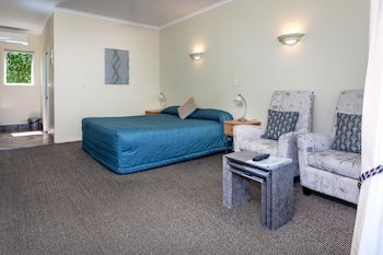 Tuscany On Thames Motel