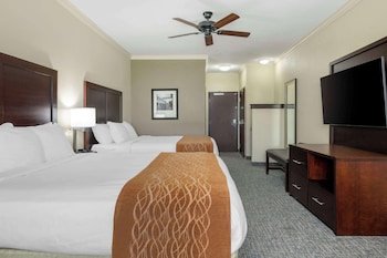 Comfort Inn & Suites