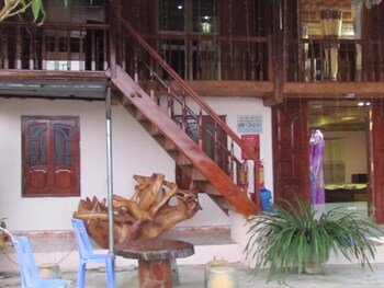 Yen Nhu Guesthouse Hostel