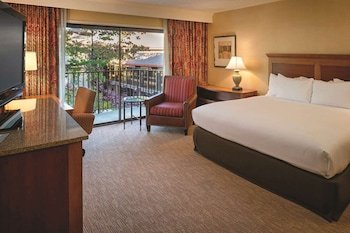 DoubleTree by Hilton Hotel Seattle Airport