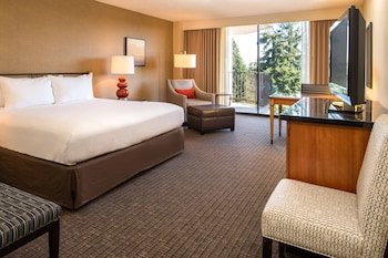 DoubleTree by Hilton Hotel Seattle Airport