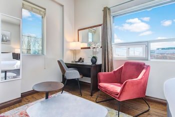 Maryam Hotel North York