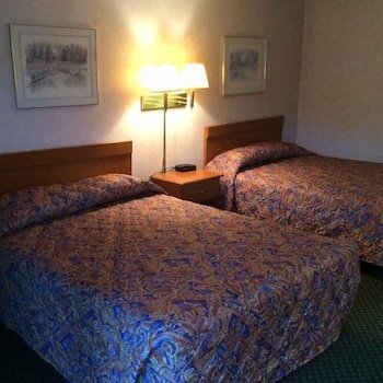 Town and Country Inn Suites Spindale