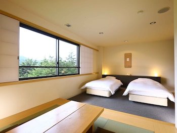 Manza Onsen Nisshinkan