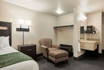 Baymont by Wyndham Glenwood