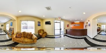 Motel 6 Rhome