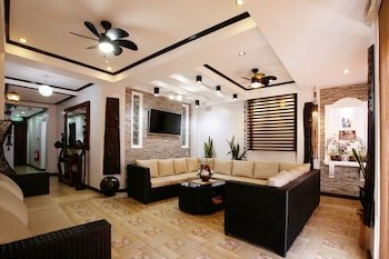 Coron Bancuang Mansion