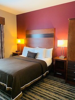 GrandStay Residential Suites St Cloud