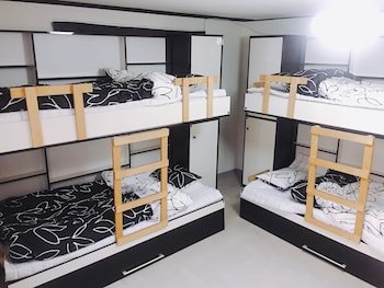 Lux Guesthouse - Hostel