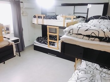 Lux Guesthouse - Hostel