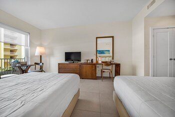 Peninsula Island Resort & Spa