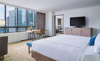 The Marquette Hotel, Curio Collection by Hilton