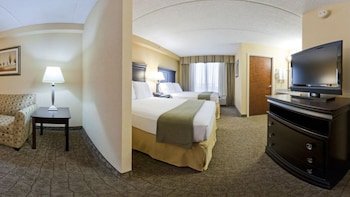 Holiday Inn Express Hotel & Suites Dallas Ft. Worth Airport South