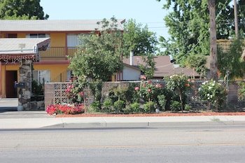 Cinderella Motel