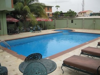 Newton Hotel