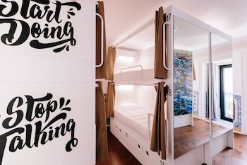 Lisbon South Hostel