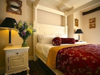 The White Hart Guest House