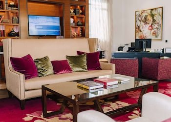 Grand Reserve at The Meritage Resort