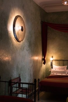 Riad Lhena