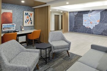 Holiday Inn Express & Suites Marysville