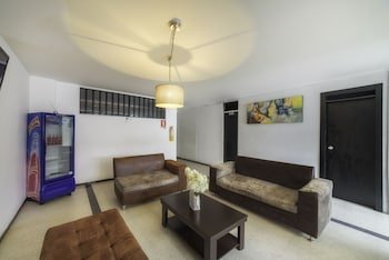 Ayenda 1030 Elegant Suites