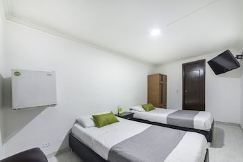 Ayenda 1030 Elegant Suites