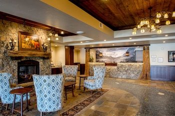 Cedar Creek Lodge Hotel