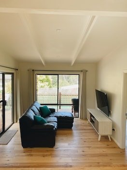 Wonboyn Cabins & Caravan Park