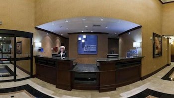 Holiday Inn Express Hotel & Suites Poteau
