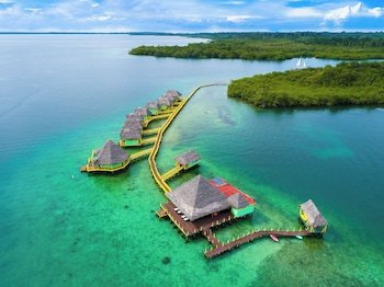 Acqua Lodge Punta Caracol