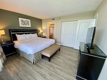 Radisson Suite Oceanfront
