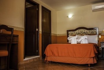 Maya Campeche Hotel