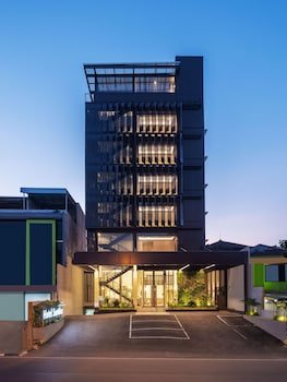 Hotel Santika PasirKaliki