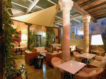 Gastro Hotel Posada Real de La Casa del Abad