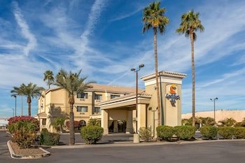 Comfort Inn West