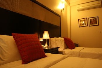 Emblem Hotel